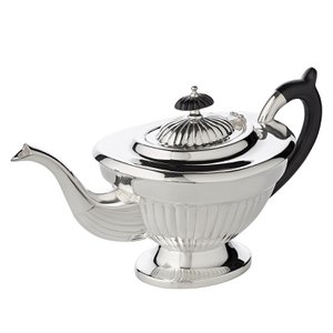 EDZARD Queen Anne theepot, verzilverd, lengte 28 cm, breedte 14 cm, hoogte 16 cm, inhoud 0,9 liter