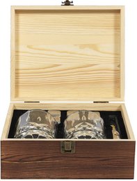 Ensemble cadeau de whisky de luxe - 21 x 9 x 18 cm - L'ensemble cadeau ultime pour le vrai passionné de whisky - Whisky Stones, Glass and Tang - Boîte cadeau en bois - Brown