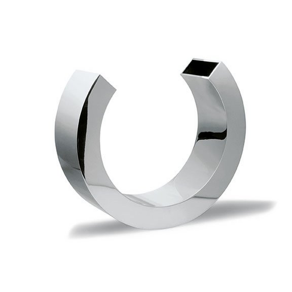 Omega vase