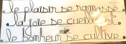 Metal Wall Decoration Quote “Life and Happiness”