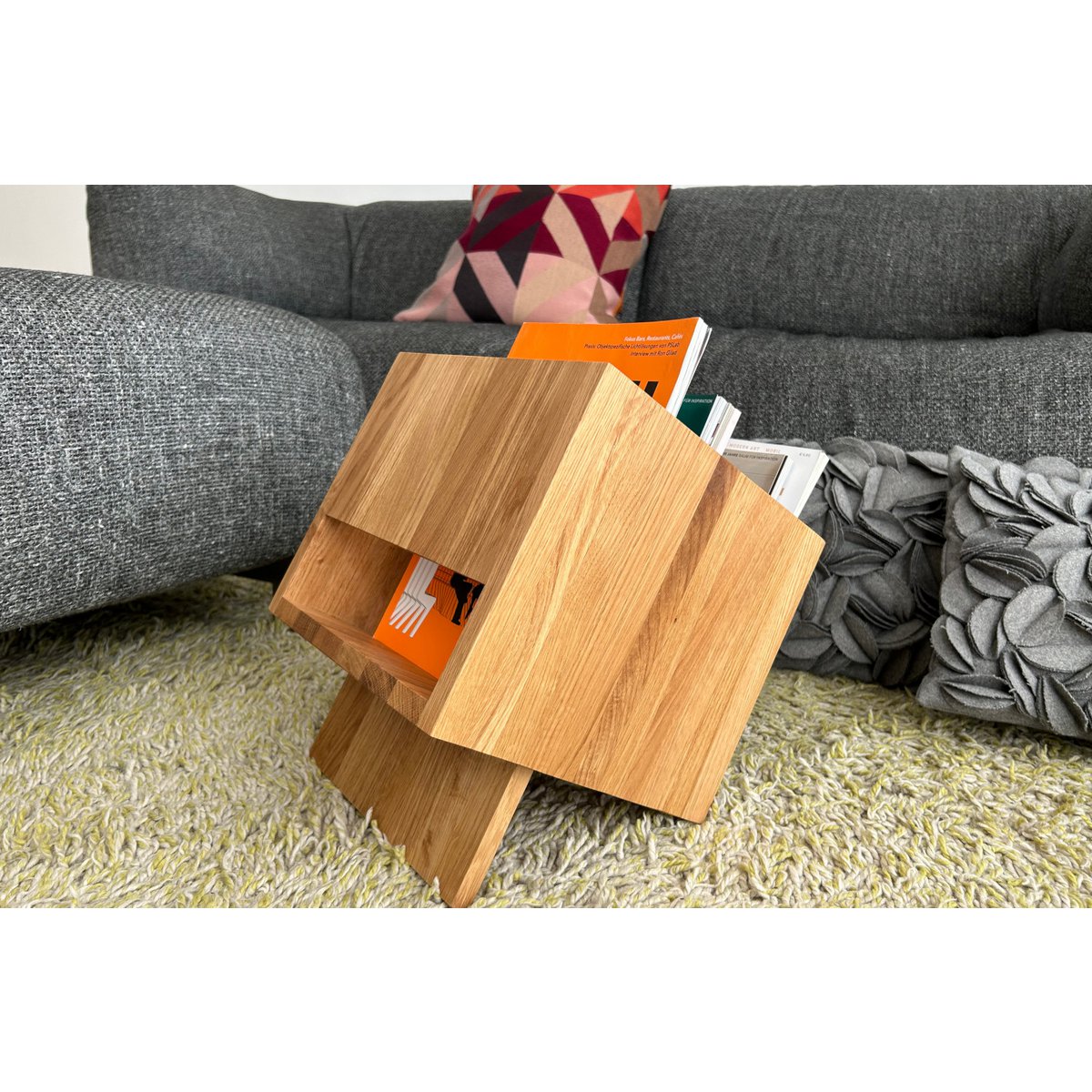 Coleccionista de revista Cubo