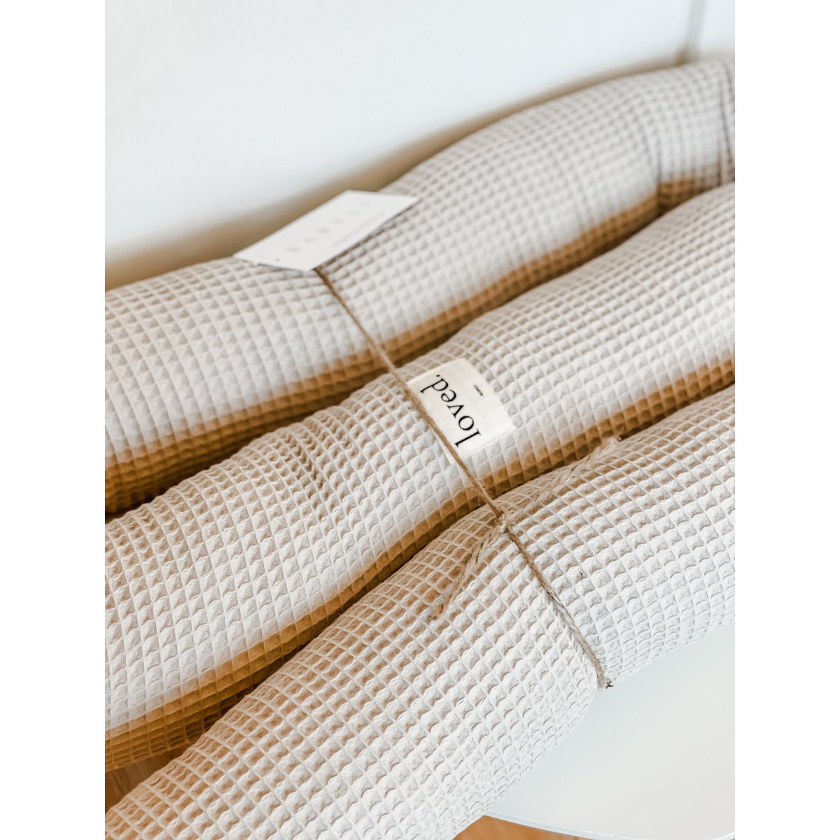 Cama cama serpiente borde arena waffle lpique
