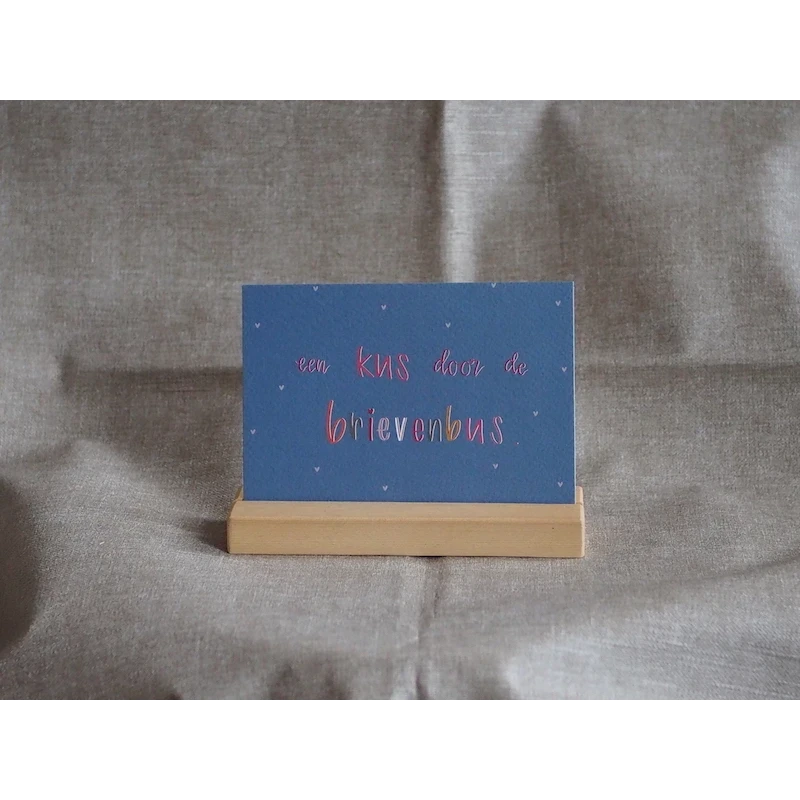 Greeting Card - A kiss through the letterbox