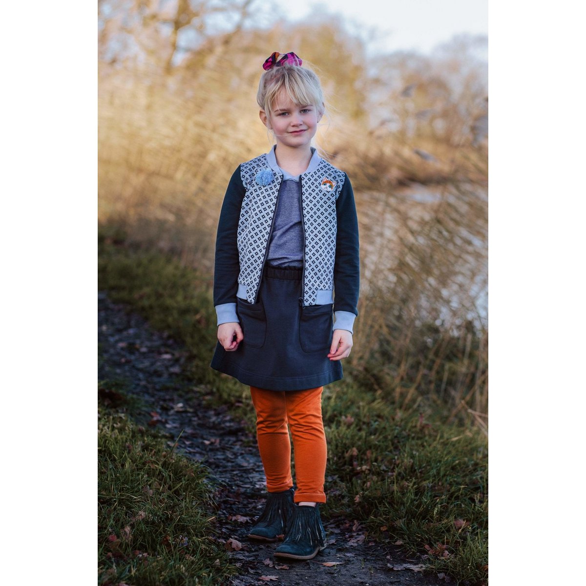 Mädchen Pullover Peter Pan Kragen | Lilie