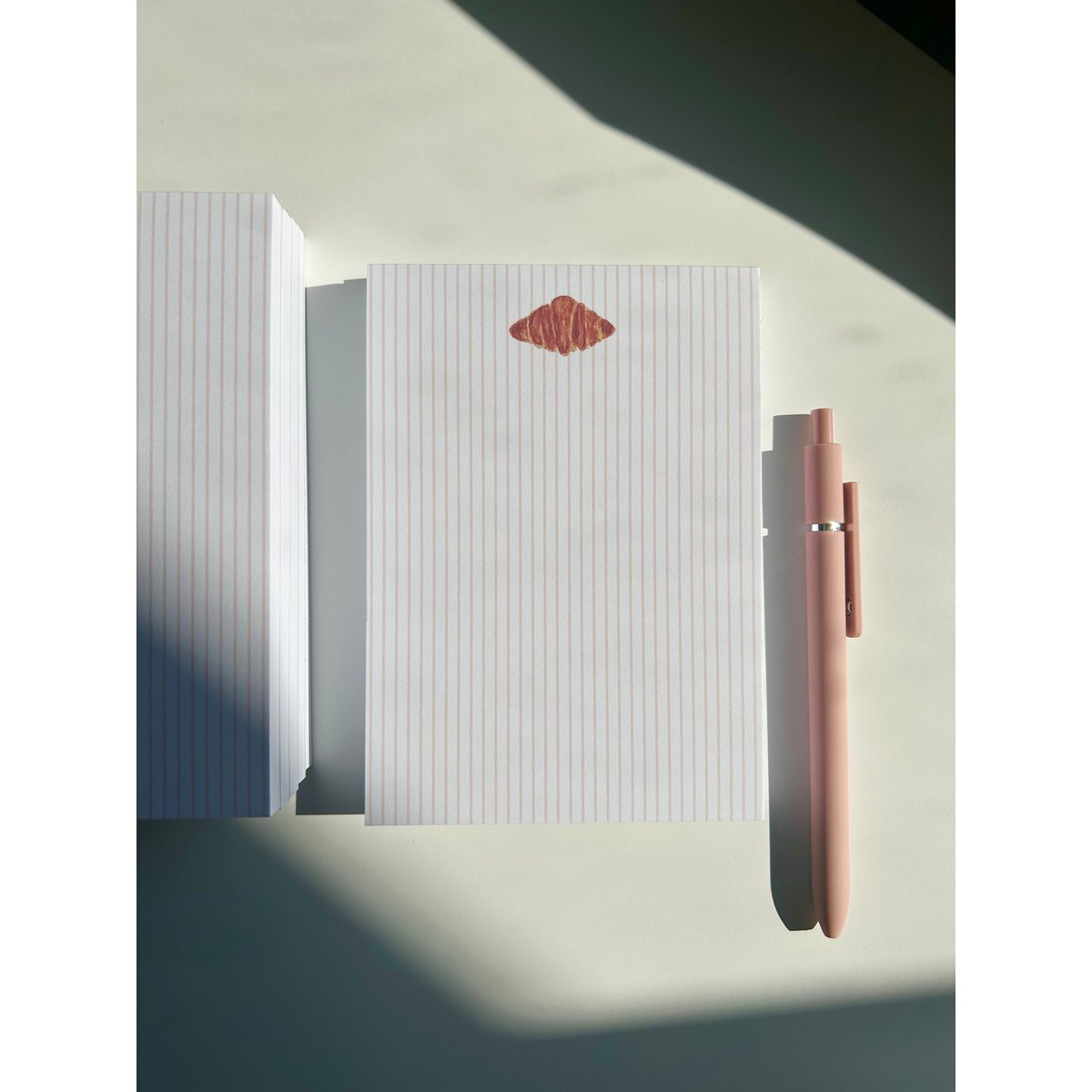 Bloc de notas croissant, croissant, panadería, productos horneados, bloque de croissant