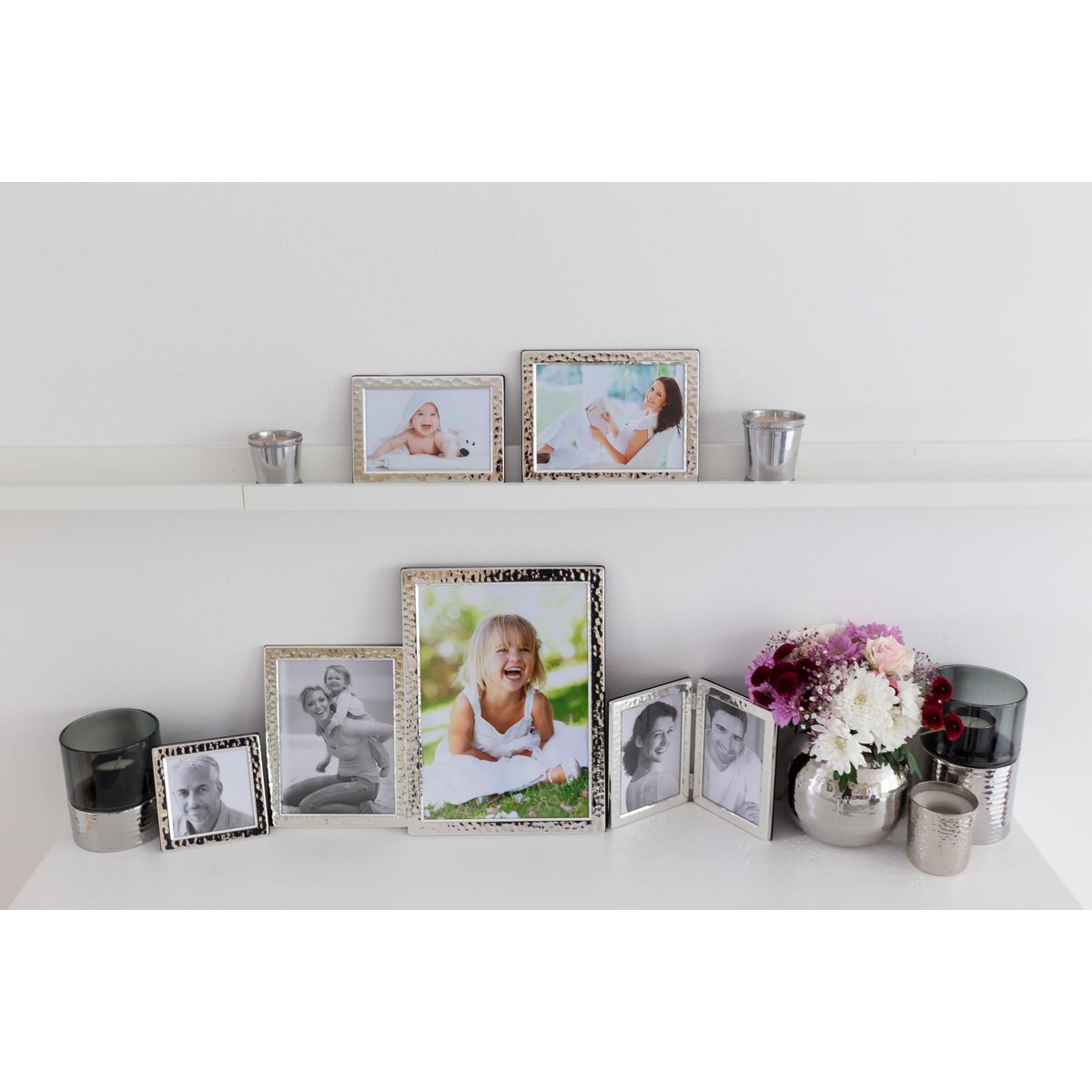 EDZARD photo frame Pavia for photo 13 x 18 cm, noble silver-plated, tarnish-protected, with 2 hangers