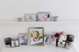 EDZARD photo frame Pavia for photo 13 x 18 cm, noble silver-plated, tarnish-protected, with 2 hangers