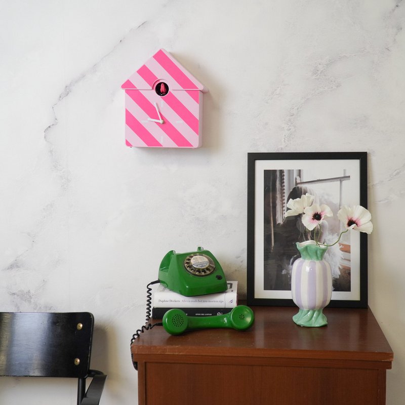 Orologio- Cut orologio da parete Cucko-Stried Pattern/Pink- 24x27x9cm
