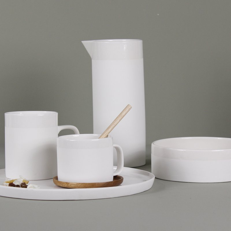 Water jar Cyl cer mat w.band white 1000ml 8,5x20cm