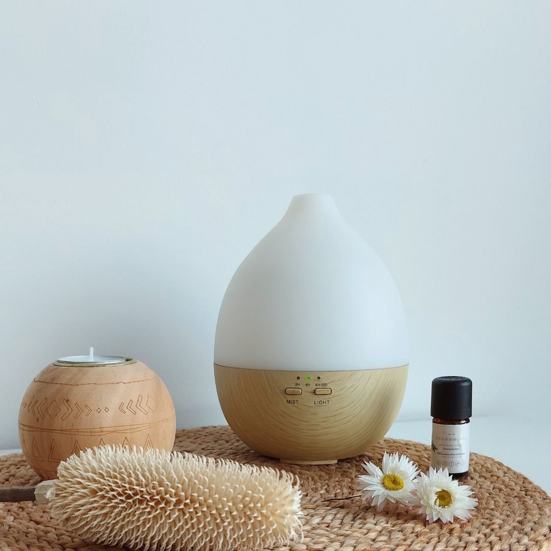 Nimbus 2.0 également veilleuse - Diffuseur Geurwolkje® - Bois clair - 200 ml - Prix public conseillé 44,95 €