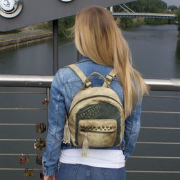 Sunsa Leder/ Canvas Rucksack. Vintage Backpack, Retro Daypack. Cityrucksack Tasche für Frauen/ Mädchen in Unikate Design. Mini Freizeitrucksack für Alltag.