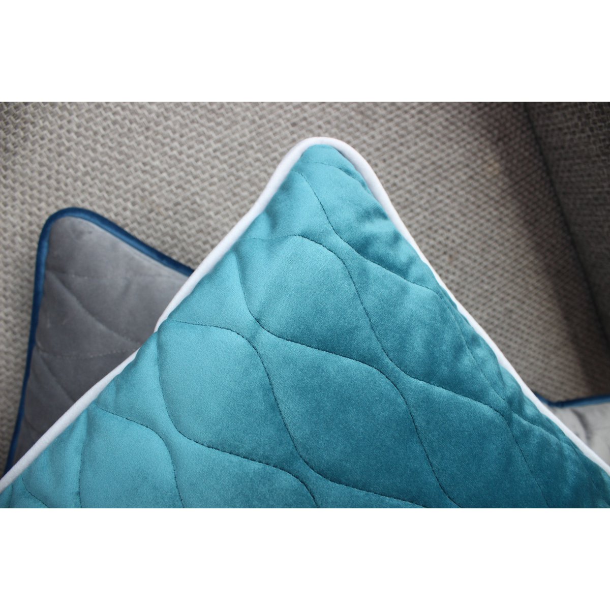Cuscino in velluto turchese con bordino grigio 40x40 / 50x50 cm cuscino per divano