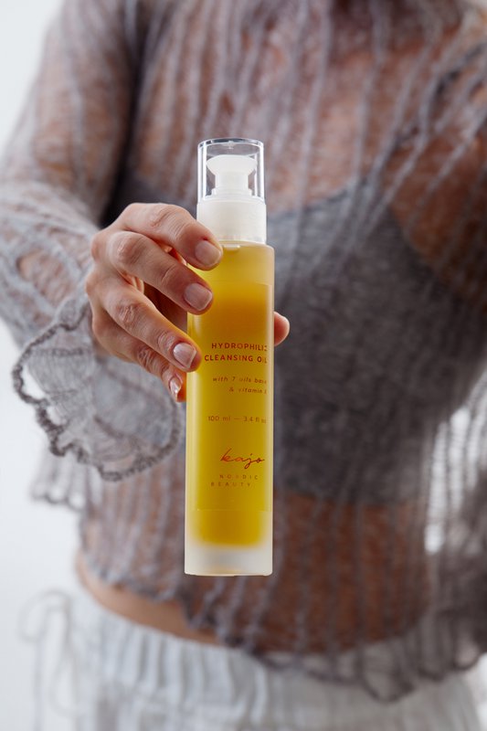 hydrophilic cleansing oil