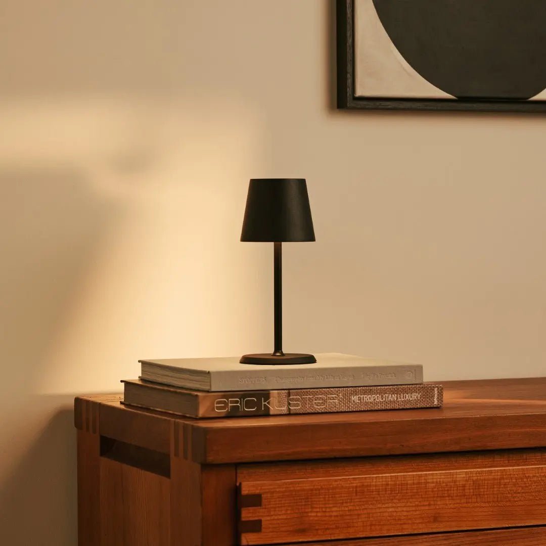James Black Rechargeable Table Lamp