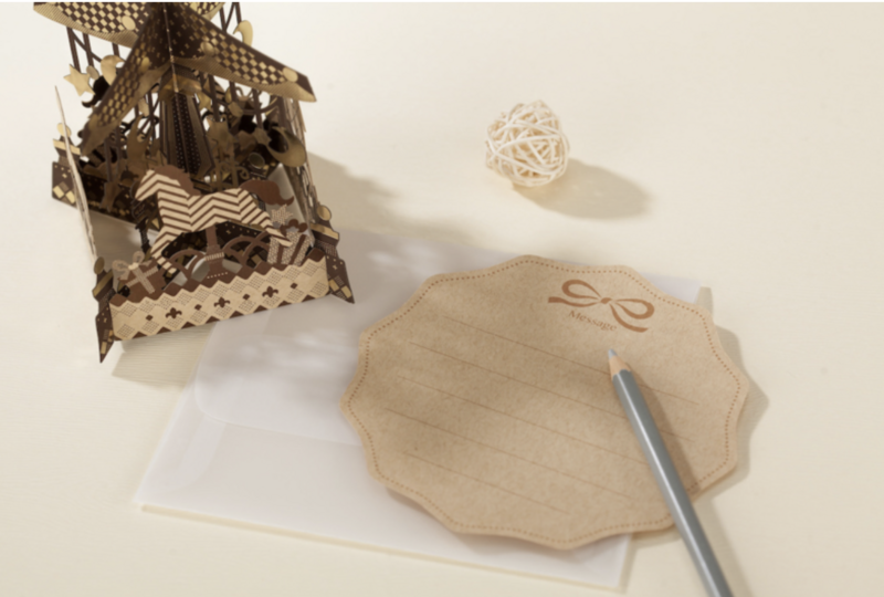 3D Greeting card with classroom carousel incl.message panel