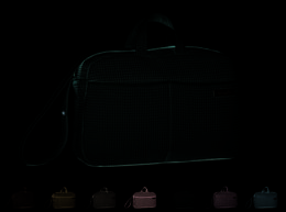 Crossbody barselstaske til barnevogn og hospital. Praktisk og elegant organisatortaske med stor kapacitet. Produkt fremstillet i Spanien.