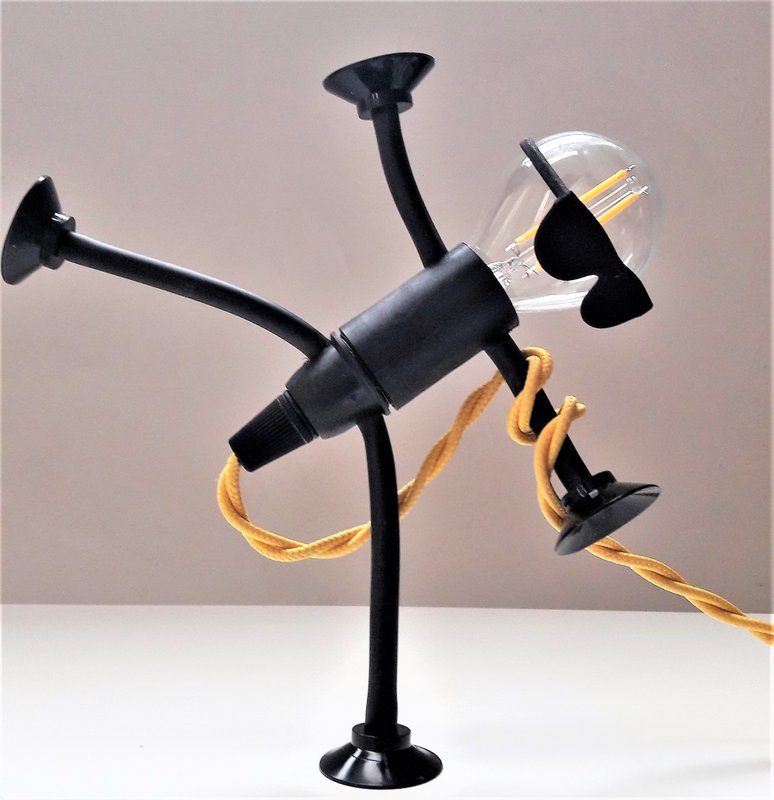 Benjamin Bright; * Tafellampe * Niederländisches Design * Rotes Kabel 1,5 Meter * Designstecker