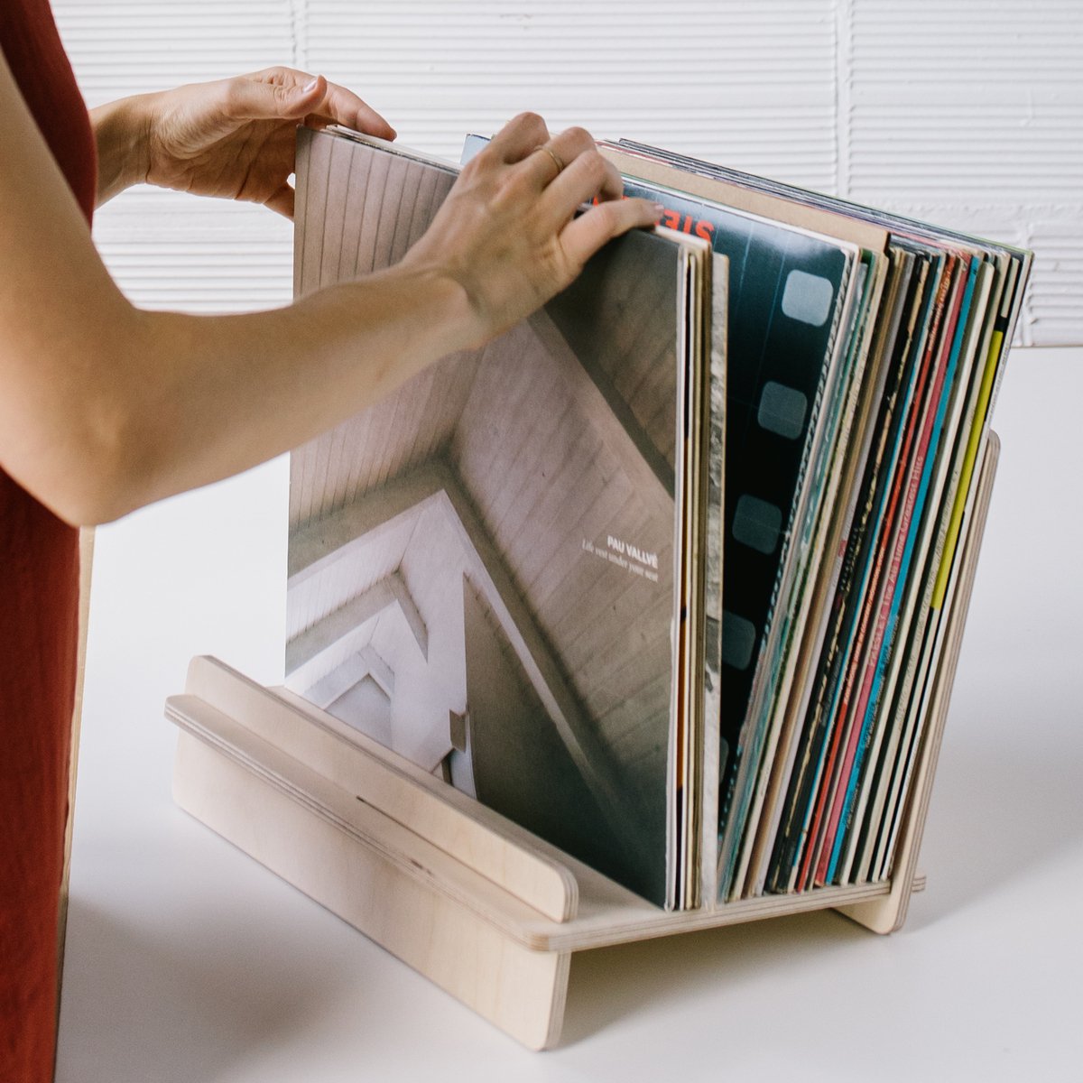 Understøttelse af vinylplader og bøger - LA GATZARA