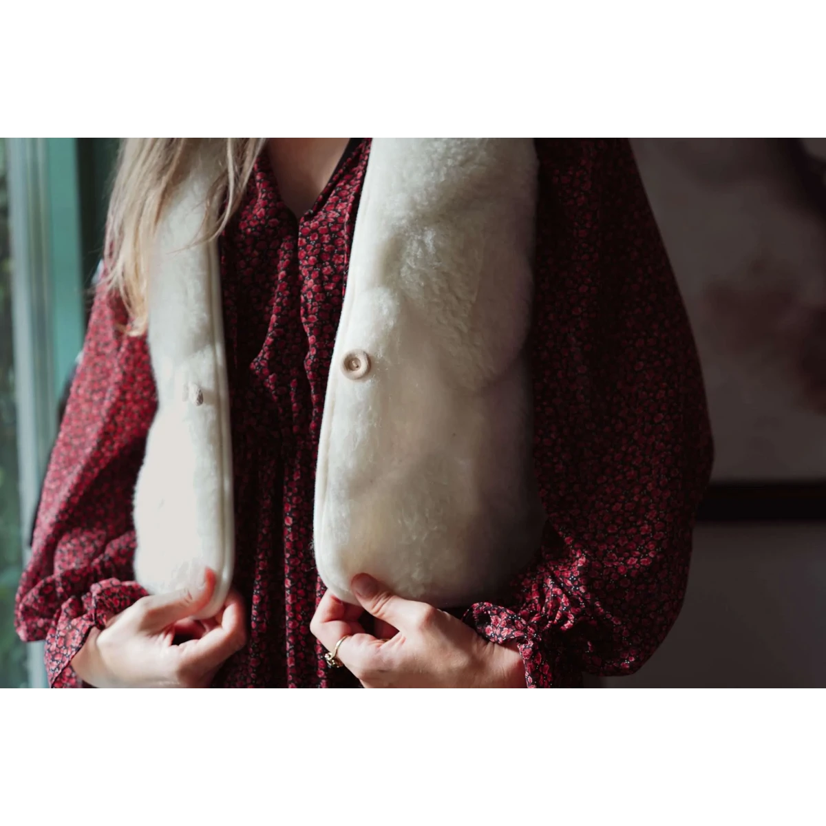 Wool Vest - Flat White Bubble Shorty
