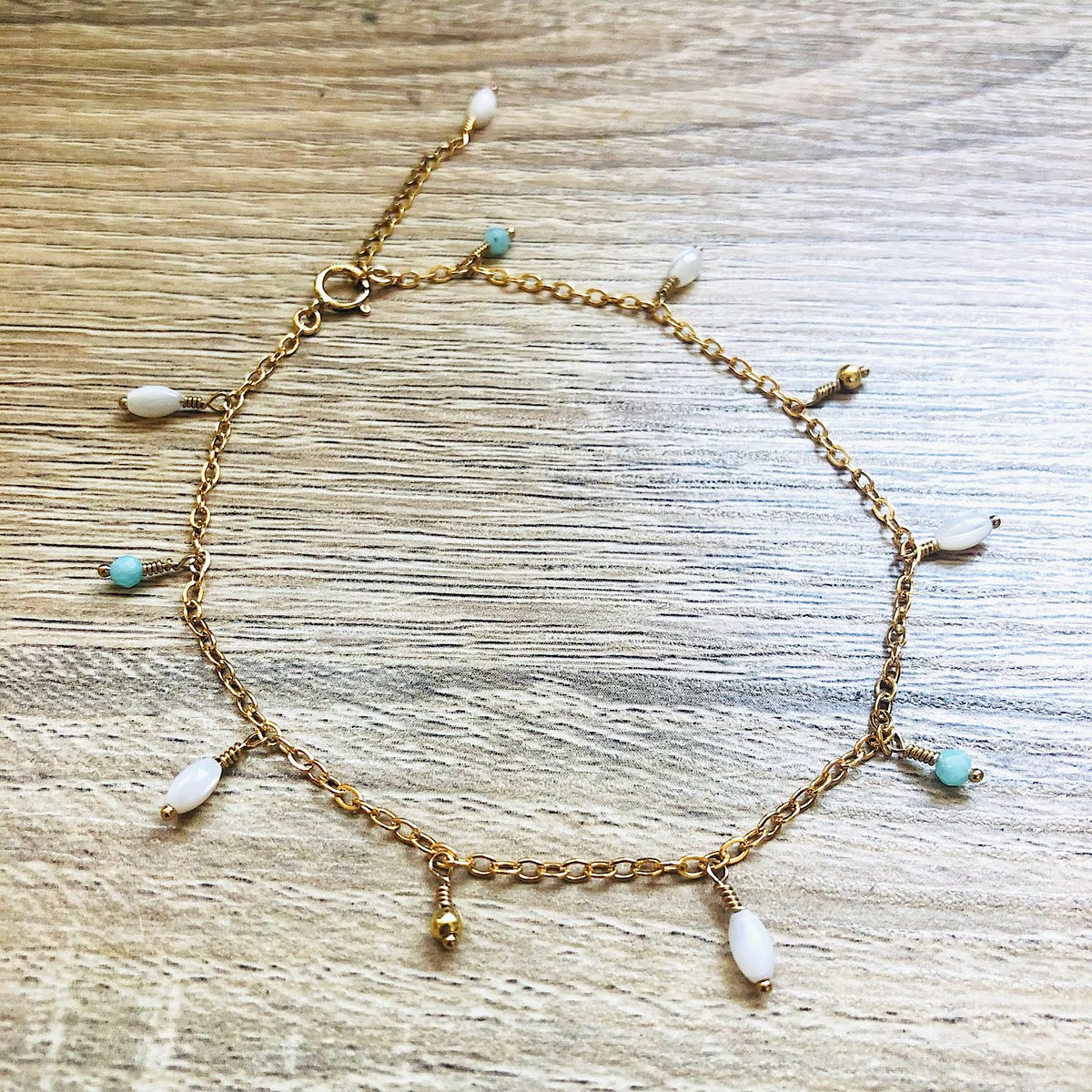 Serena-perlemor Amazonite-armbånd