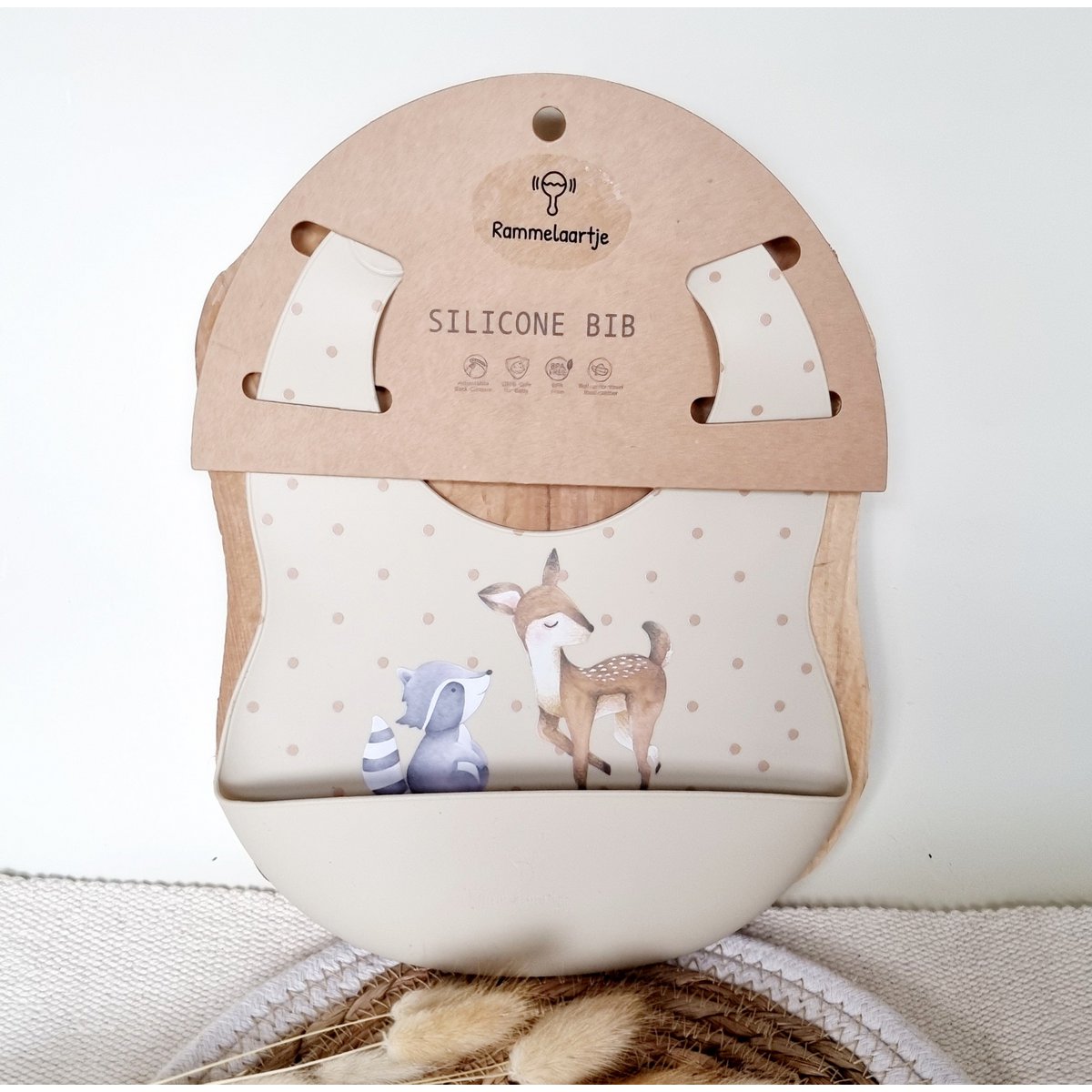 Silicone bib with drip tray deer and raccoon - beige