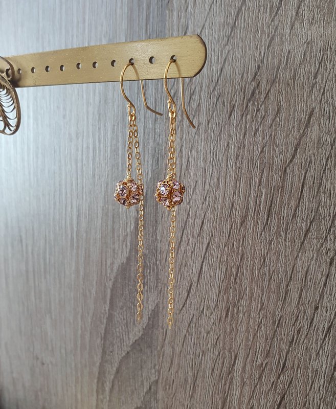 18K gold plated earrings with light amethyst crystal balls