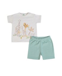  Organic t-shirt and shorts set for baby, featuring a playful giraffe and flower print in ecru and green colors. Suitable for ages 3 months to 36 months.