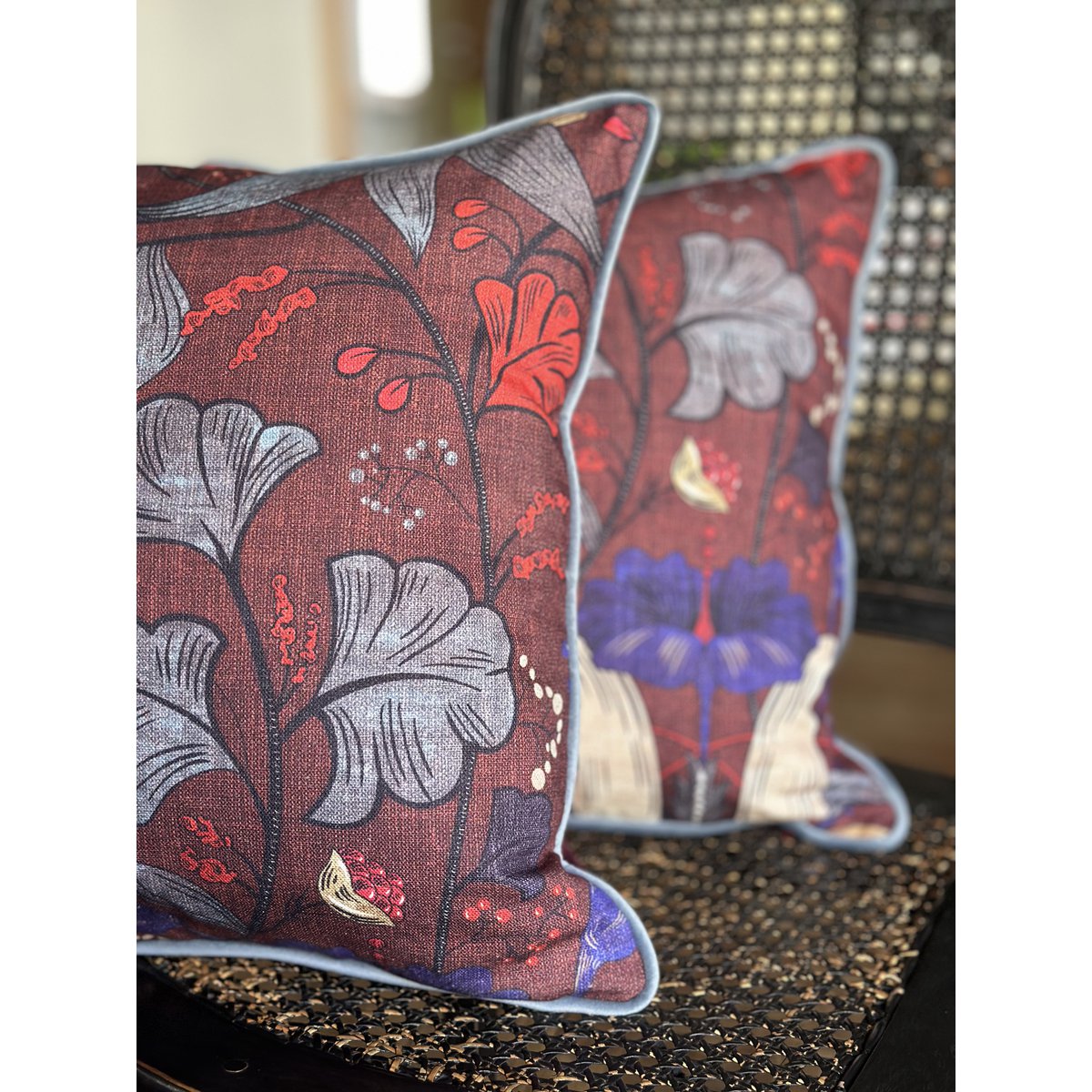 Pillowcase Deco | Red drama