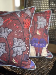 Pillowcase Deco | Red drama