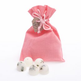 Scented Natural Wax Melts in Linen  - Apple