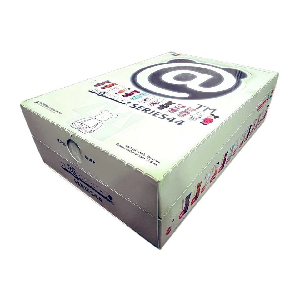 Bearbrick Blindbox serie 44 di Medicom Toys