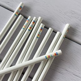 Potlood “Schoolkind” – wit – cadeau voor schoolinschrijving