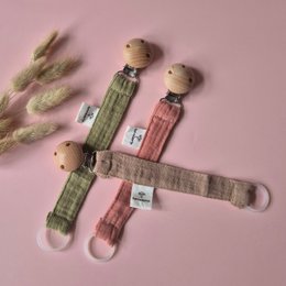 Clip per ciuccio in tessuto idrofilo con clip di fissaggio in legno – Army