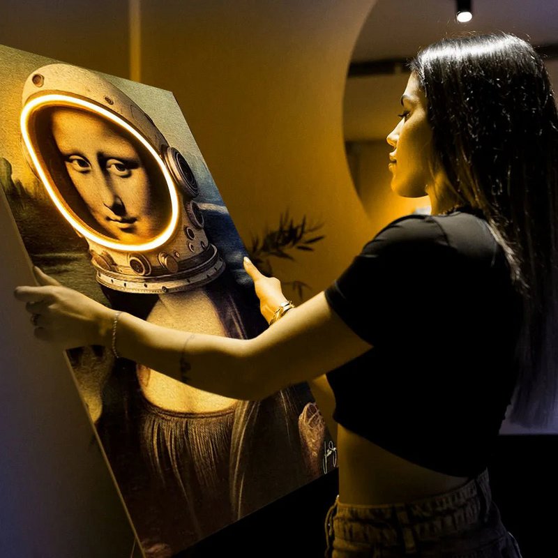 Gioconda astronaut | LED vægkunst