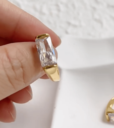 Aloysha - Baguette Diamond Ring