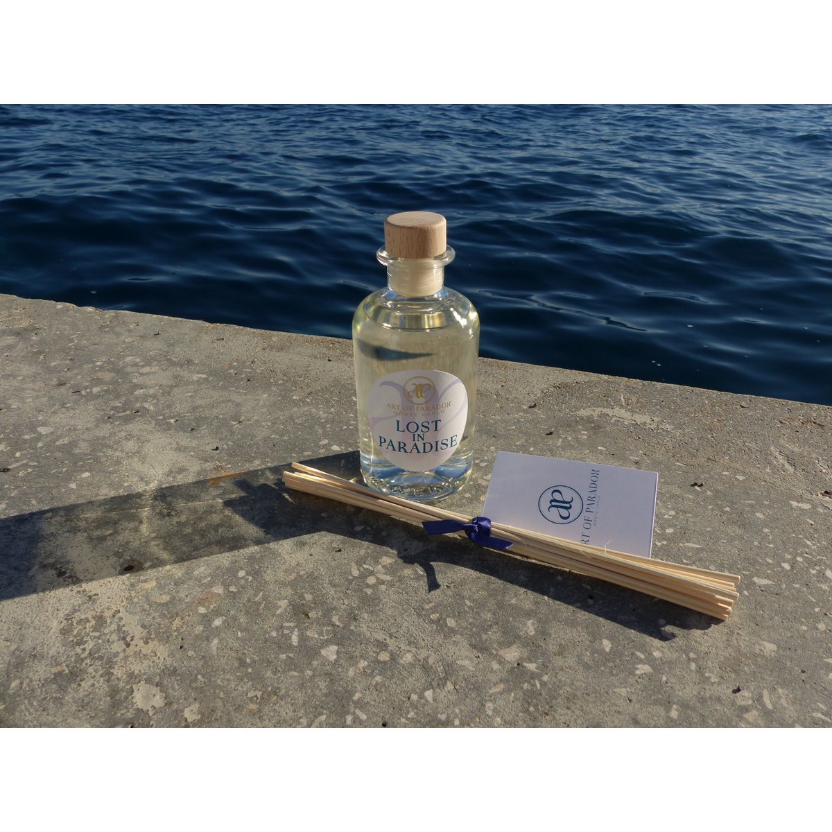 LOST IN PARADISE - REED DIFFUSER - 250 mL