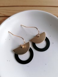 Bombay (black & gold)