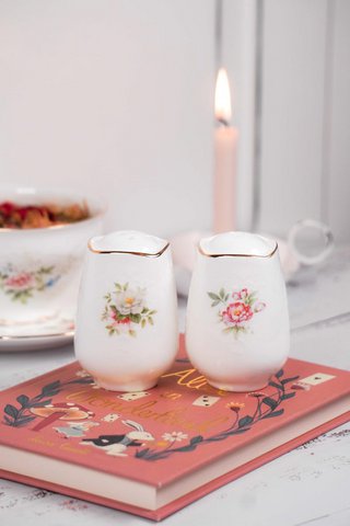 Salt and pepper holder/set English garden Isabelle Rose