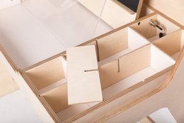 Verstellbarer multisensorischer Kinderschreibtisch Luula