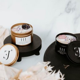 Black manifest candle 111