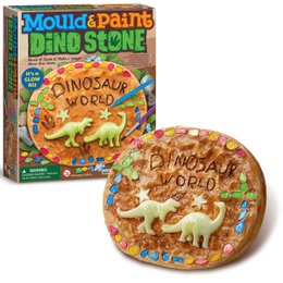 Moulage et peinture de pierre de dinosaure