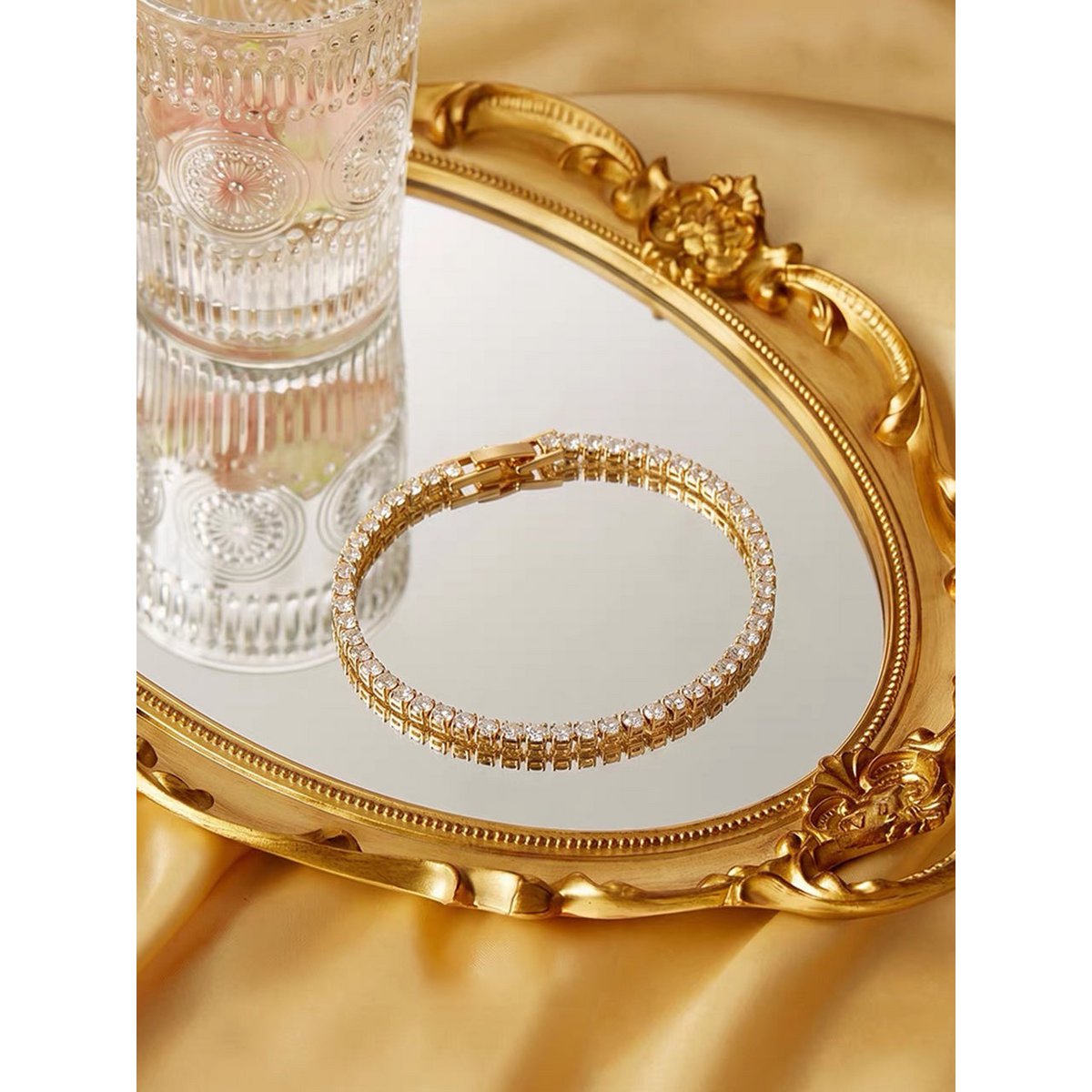 Tijdloze tennisarmband met diamantlook