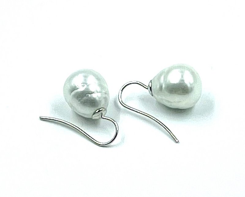 pearl earrings