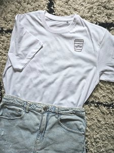 Geborduurd T-shirt 'Coffee'