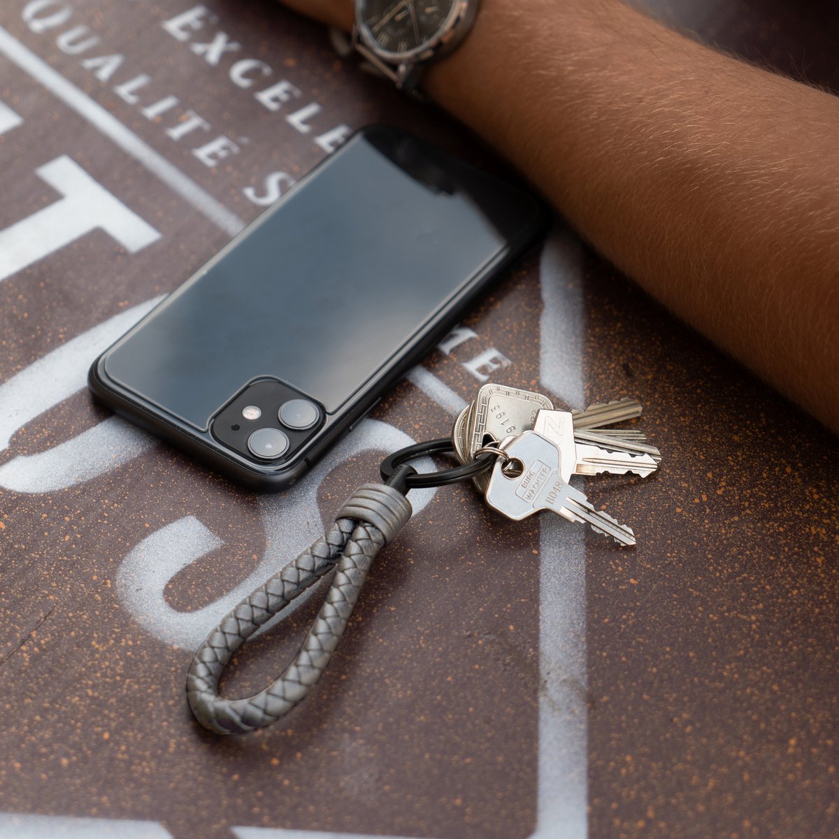 Keychain "Strong"