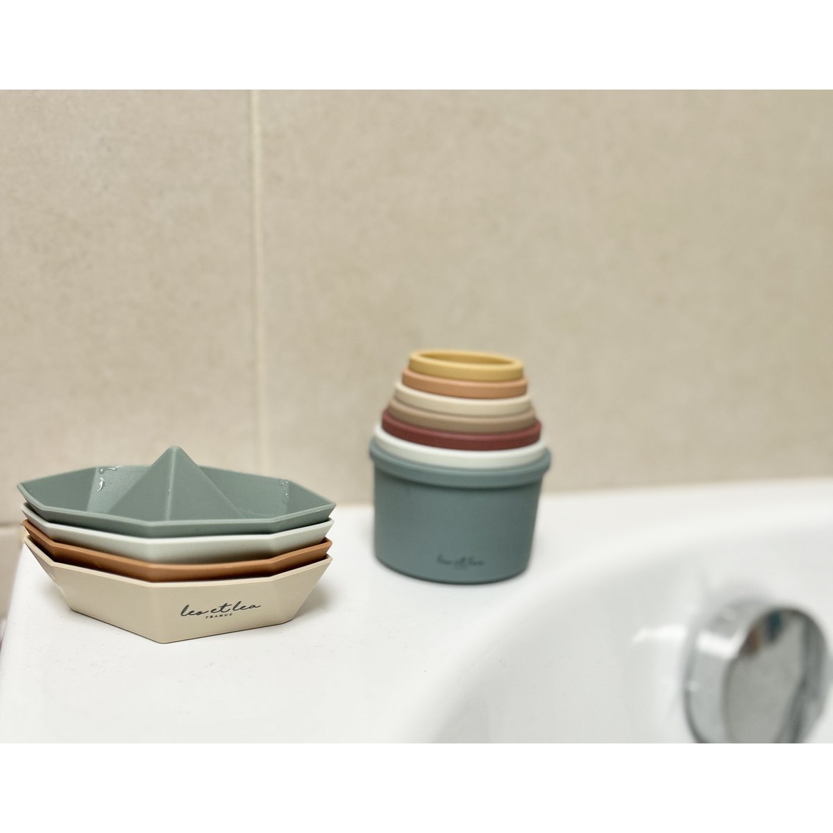 Boat Bath Toy, leo et lea, Silicone, Set of 4 boats