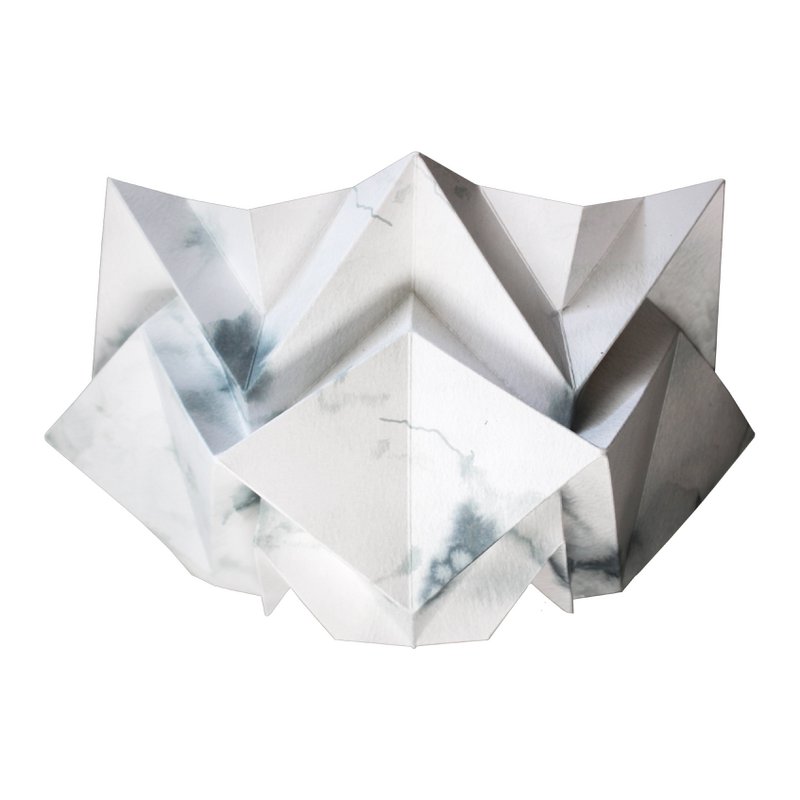 Papierowy kinkiet origami - wzór zimowy