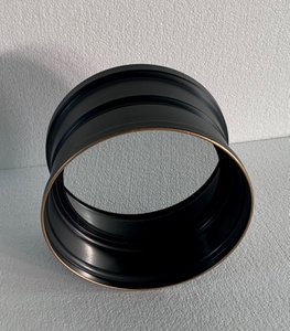 Wandspiegel aus Metall schwarz