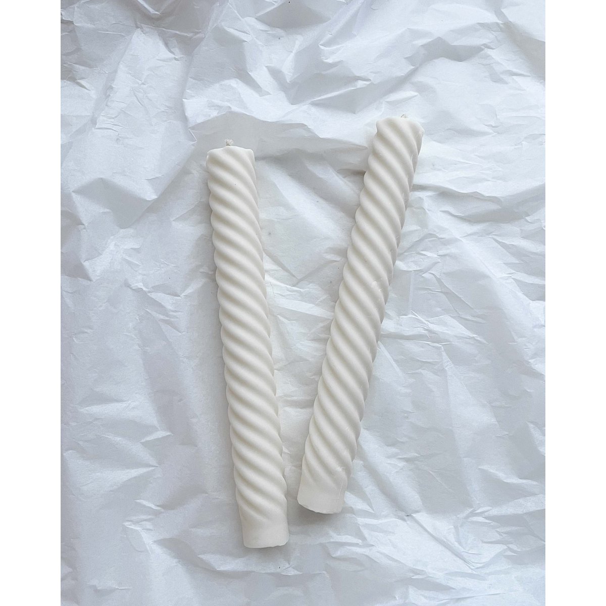 Duo Spiral Taper Candle (Off White) | dinner candle