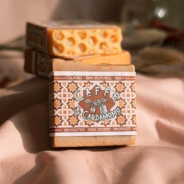 Cold-processed all-natural soap: Pomegranate, Coffee-Cardamon, Honey-Oats